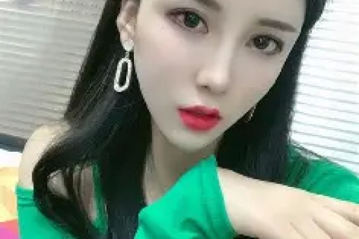 方媛缺席发布会被骂耍大牌？真相曝光：郭富城陪她披麻戴孝跪灵堂