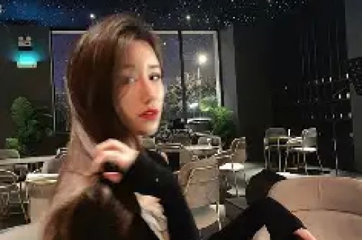 “网红美女律师”塌房后续：警方调查男友抛弃网友深扒还有隐情